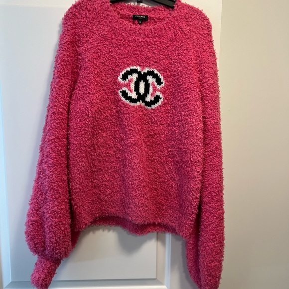 CHANEL Sweaters - Chanel CC Teddy Sweater, Pink, Size EU 36
